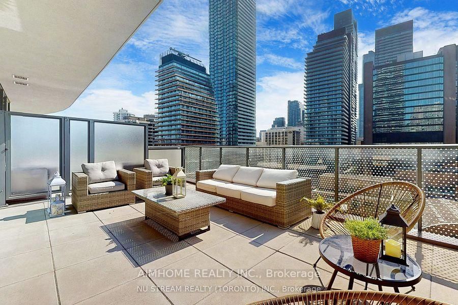 11 Wellesley Street W, Unit 605 - Photo 6