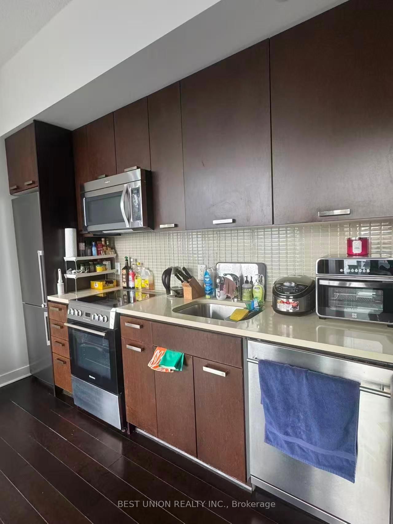 295 Adelaide St W, Unit 1004 - Photo 3