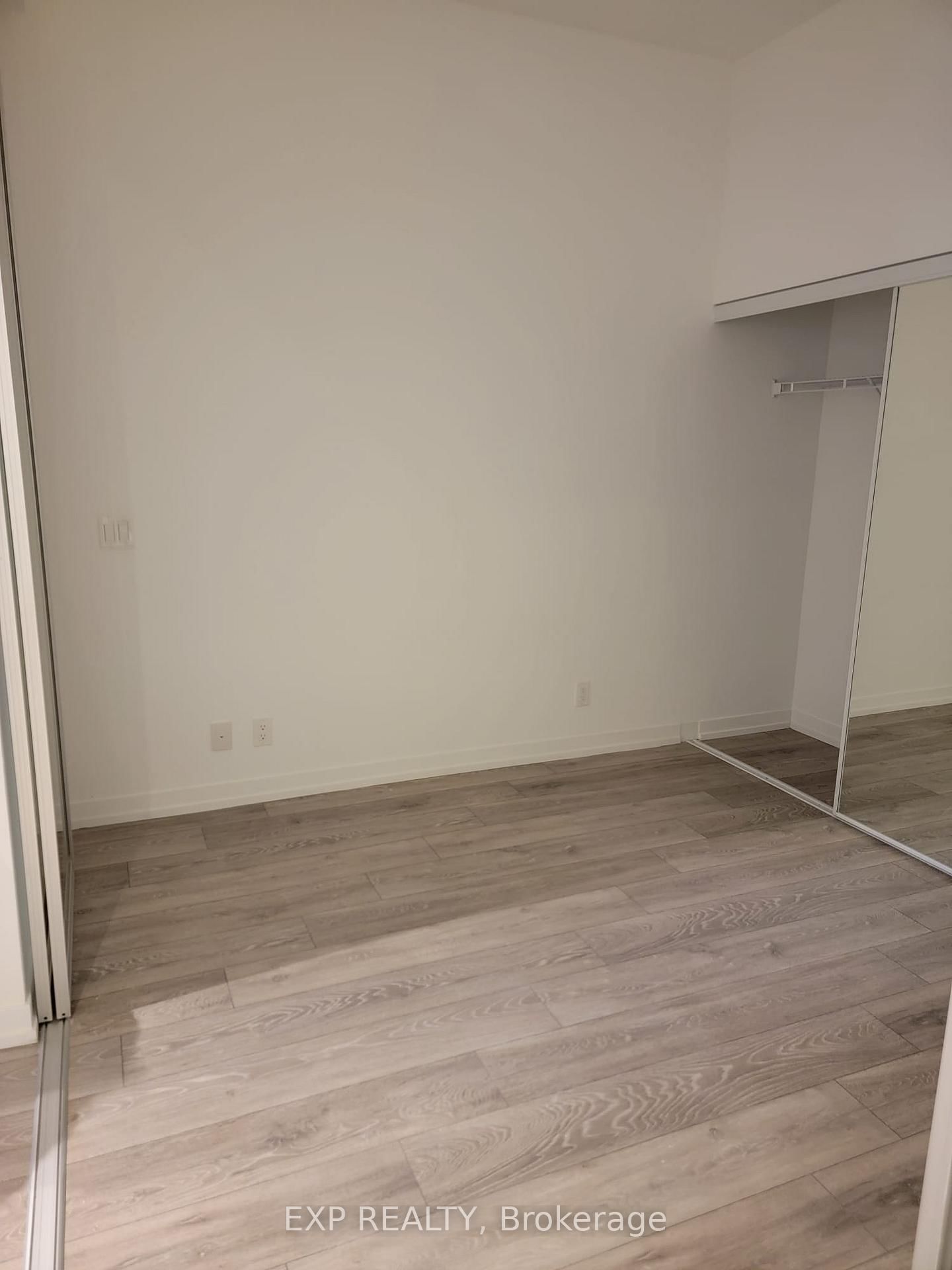 55 Mercer Street, Unit 807 - Photo 8