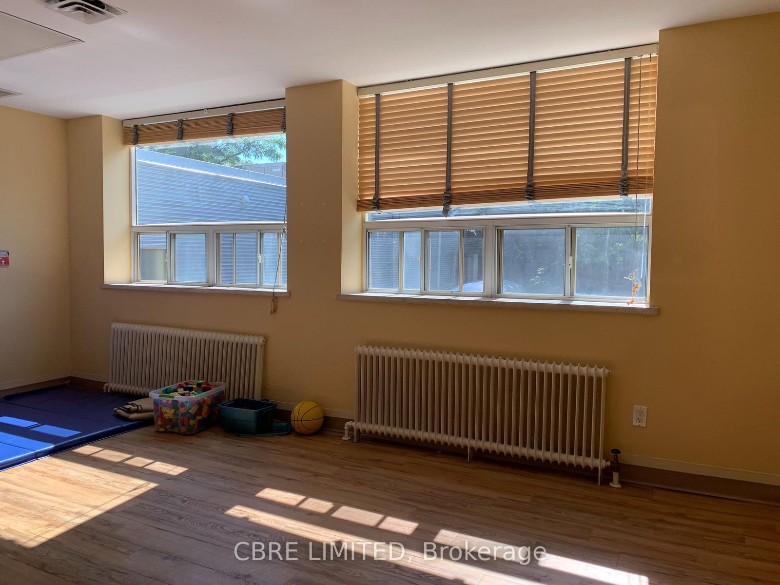 224 Merton Street - Photo 2