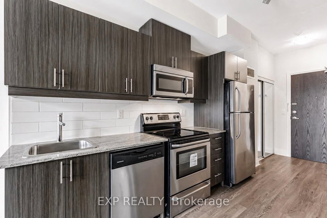 401 - 17 Kenaston Gardens
