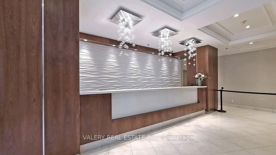 300 Bloor Street E, Unit 1009 - Photo 21