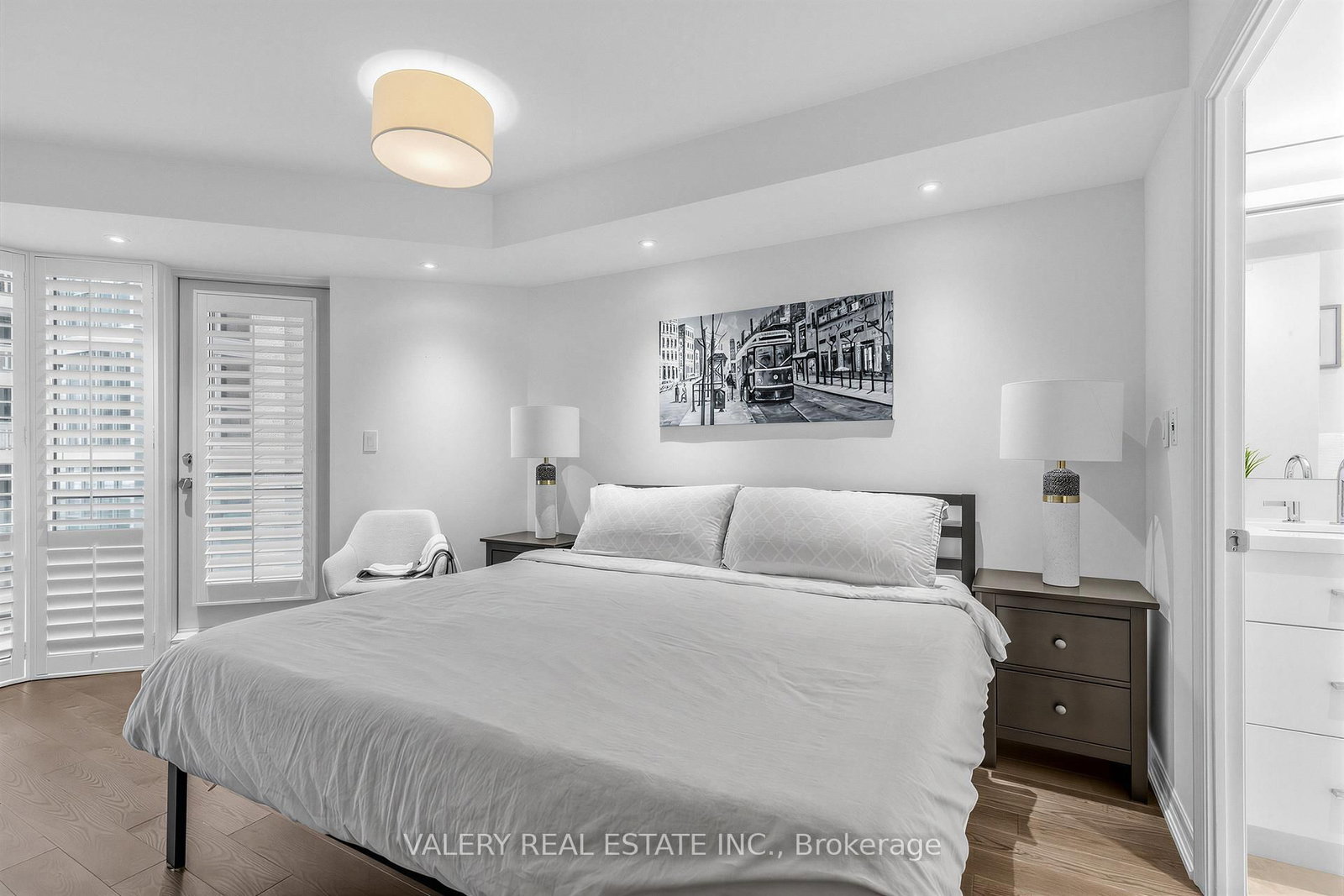 300 Bloor Street E, Unit 1009 - Photo 9