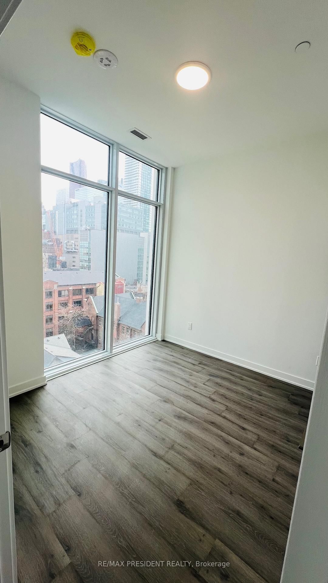 252 Church Street E, Unit 907 - Photo 13