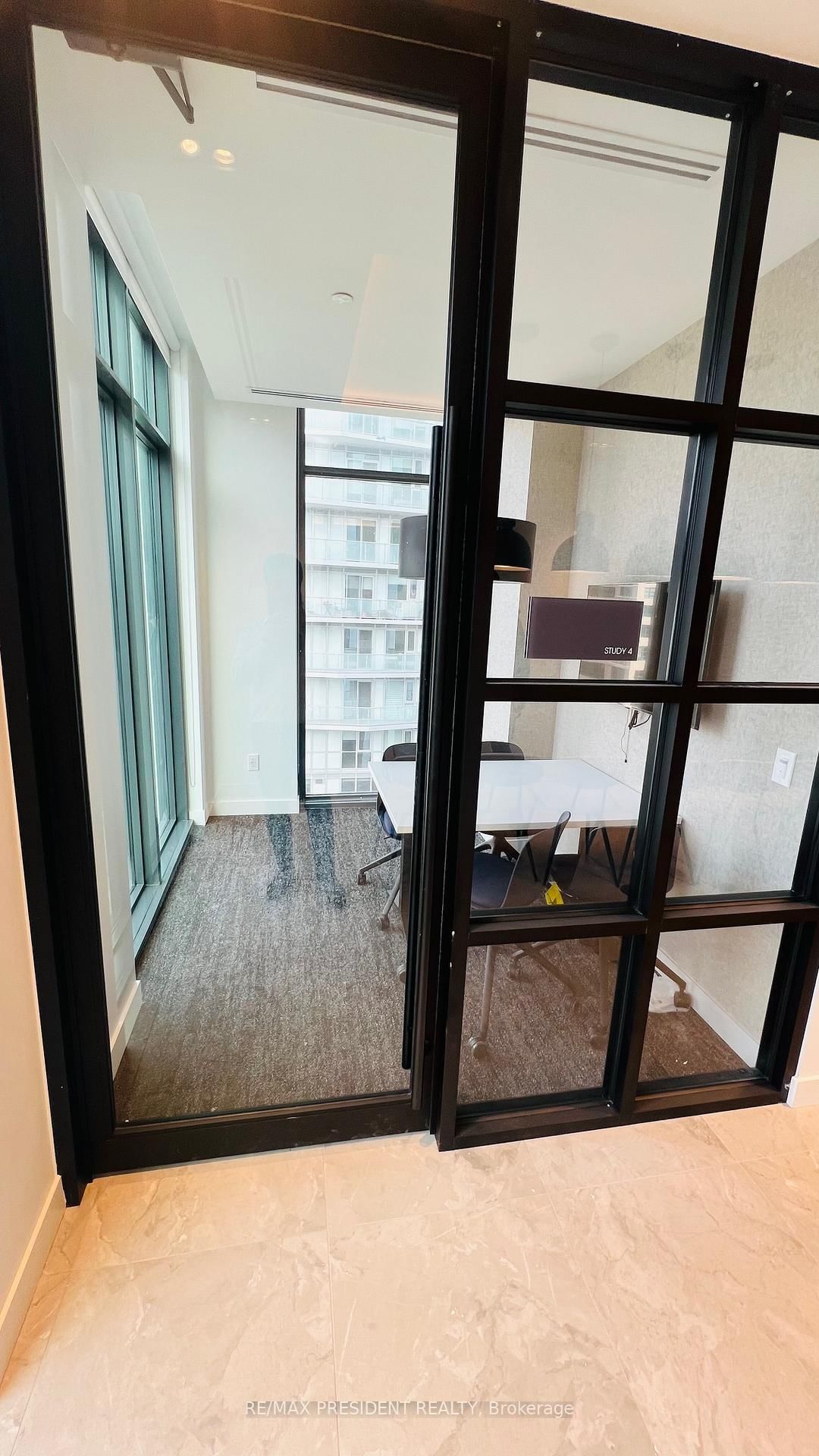 252 Church Street E, Unit 907 - Photo 24