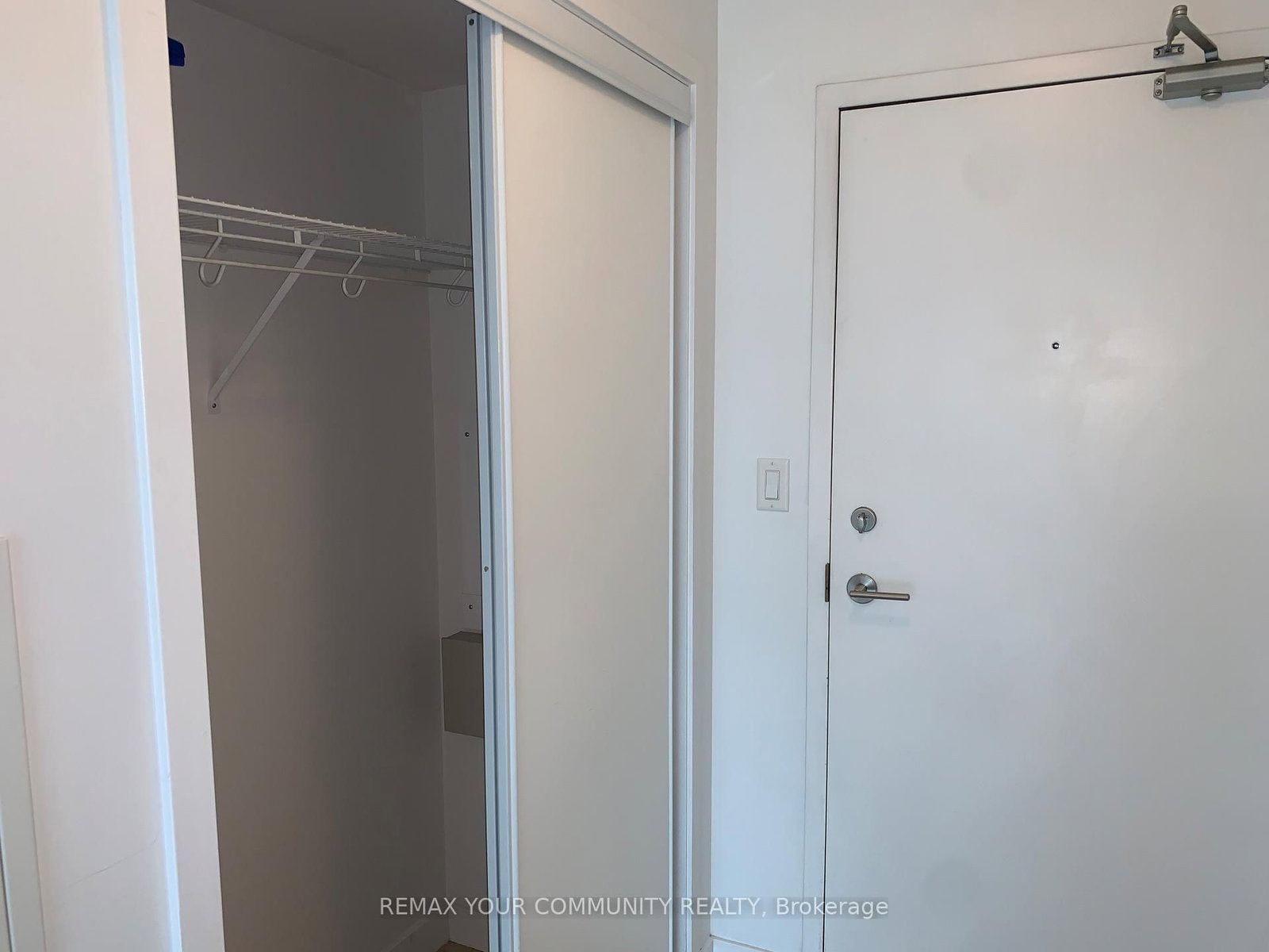 15 Brunel Court, Unit 518 - Photo 17