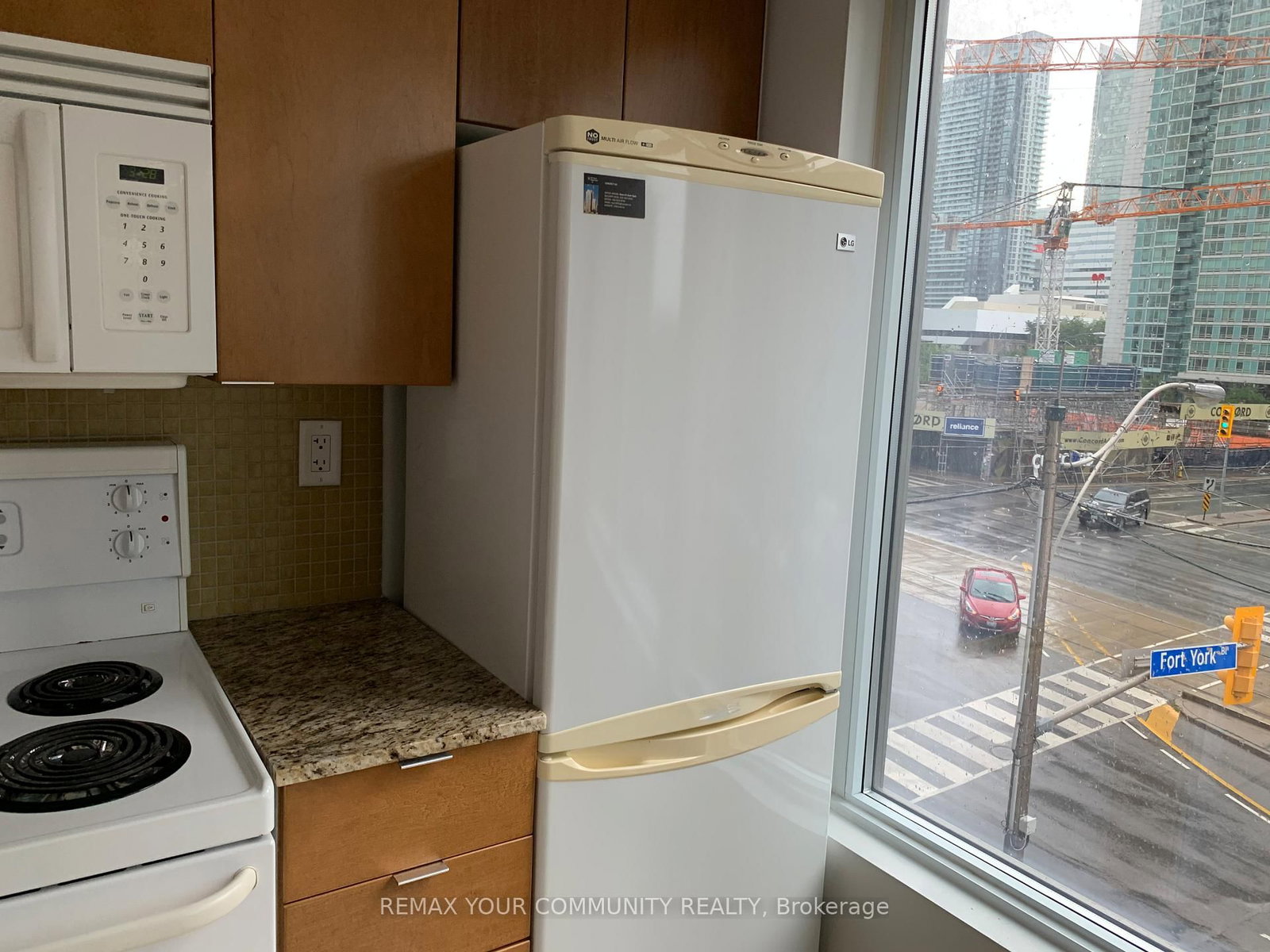 15 Brunel Court, Unit 518 - Photo 19