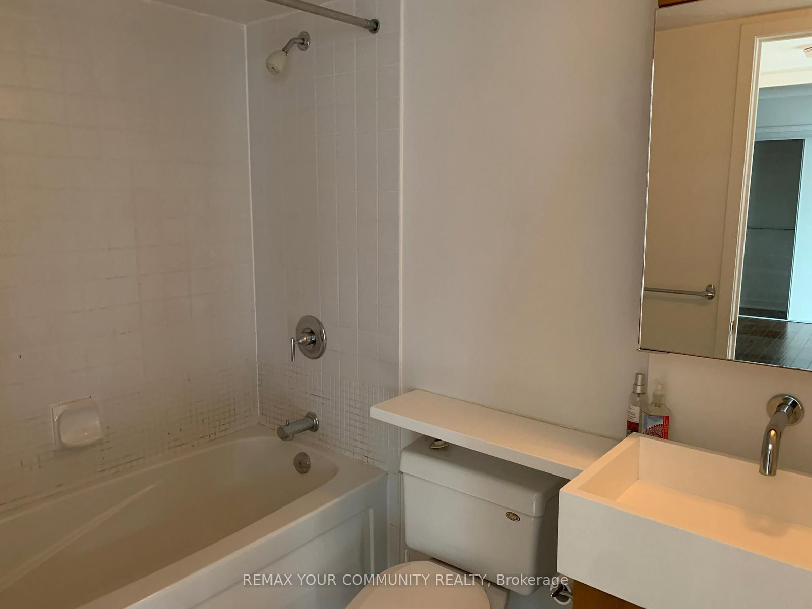 15 Brunel Court, Unit 518 - Photo 25