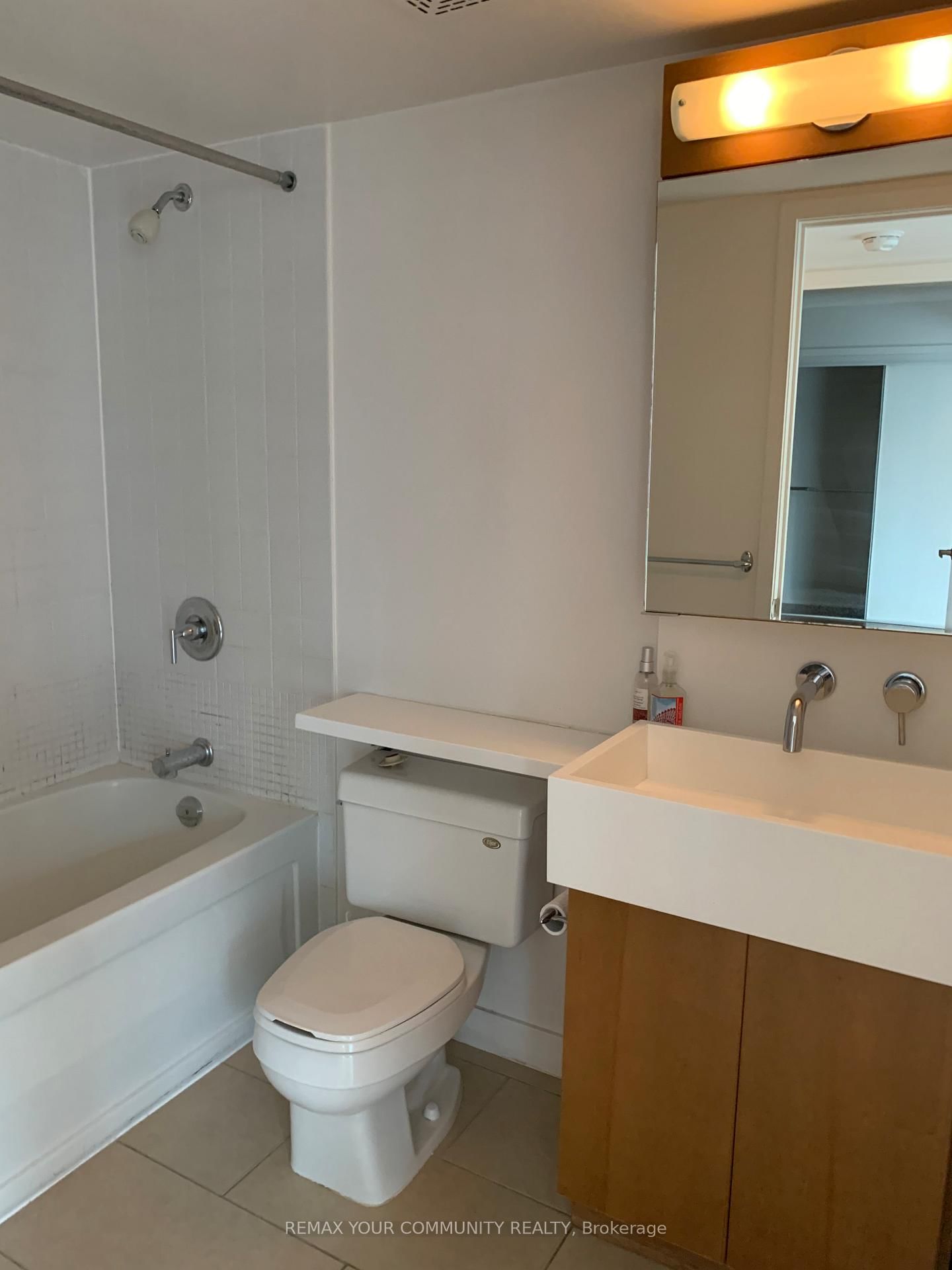 15 Brunel Court, Unit 518 - Photo 6