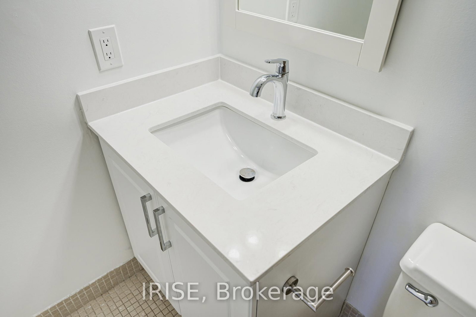 633 Bay Street, Unit 1516 - Photo 21