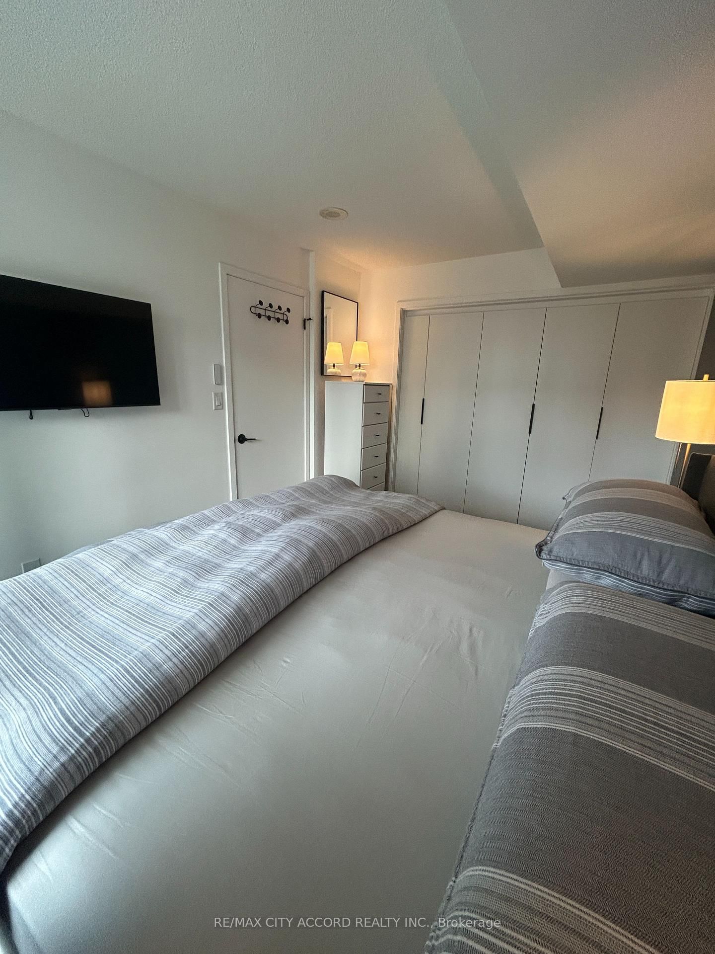 15 Fort York Blvd Boulevard, Unit 1505 - Photo 14