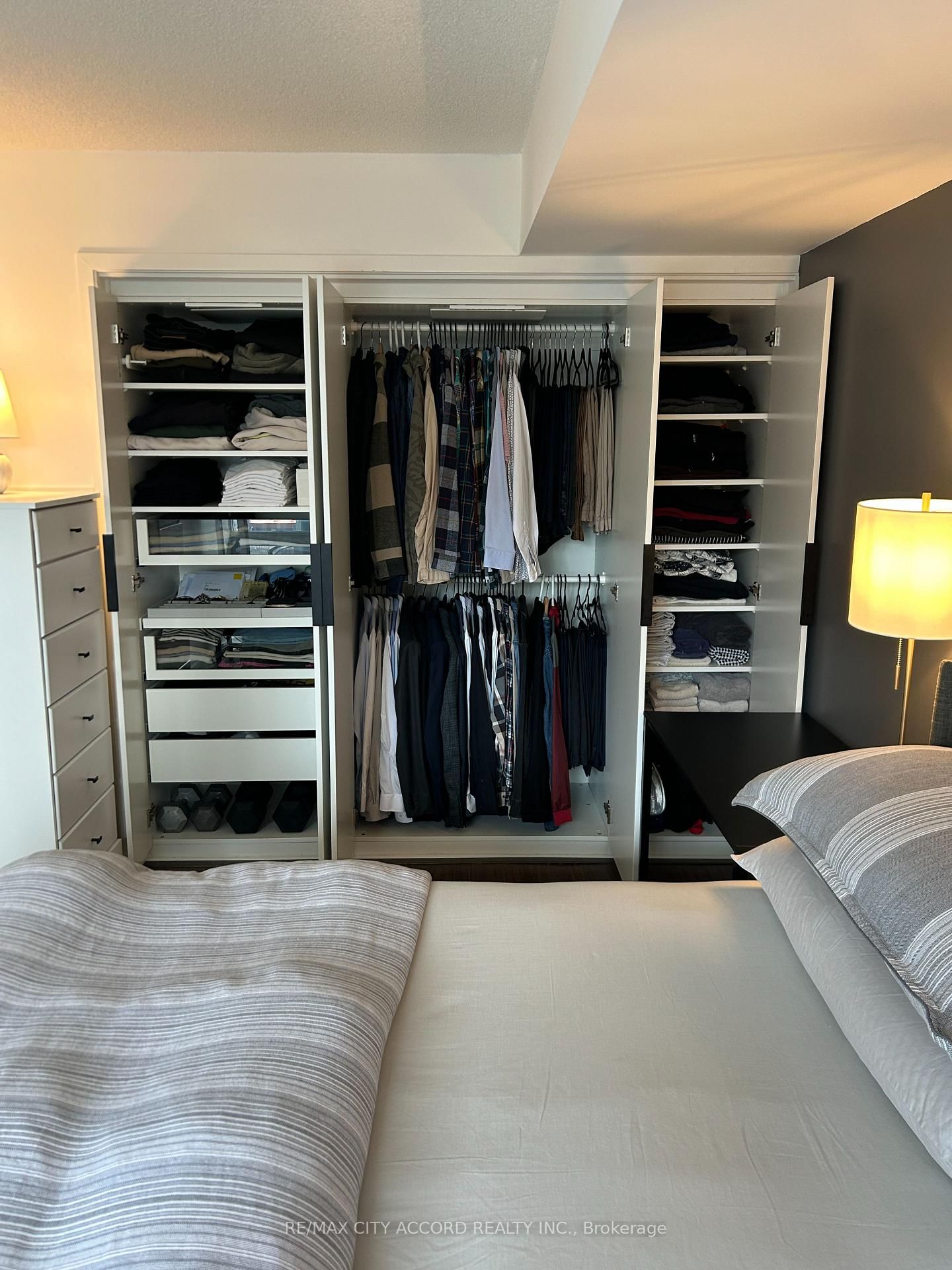 15 Fort York Blvd Boulevard, Unit 1505 - Photo 16