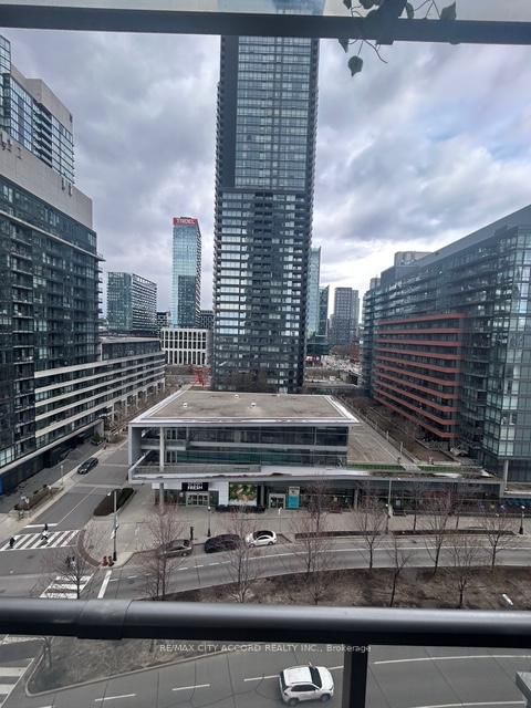 15 Fort York Blvd Boulevard, Unit 1505 - Photo 2