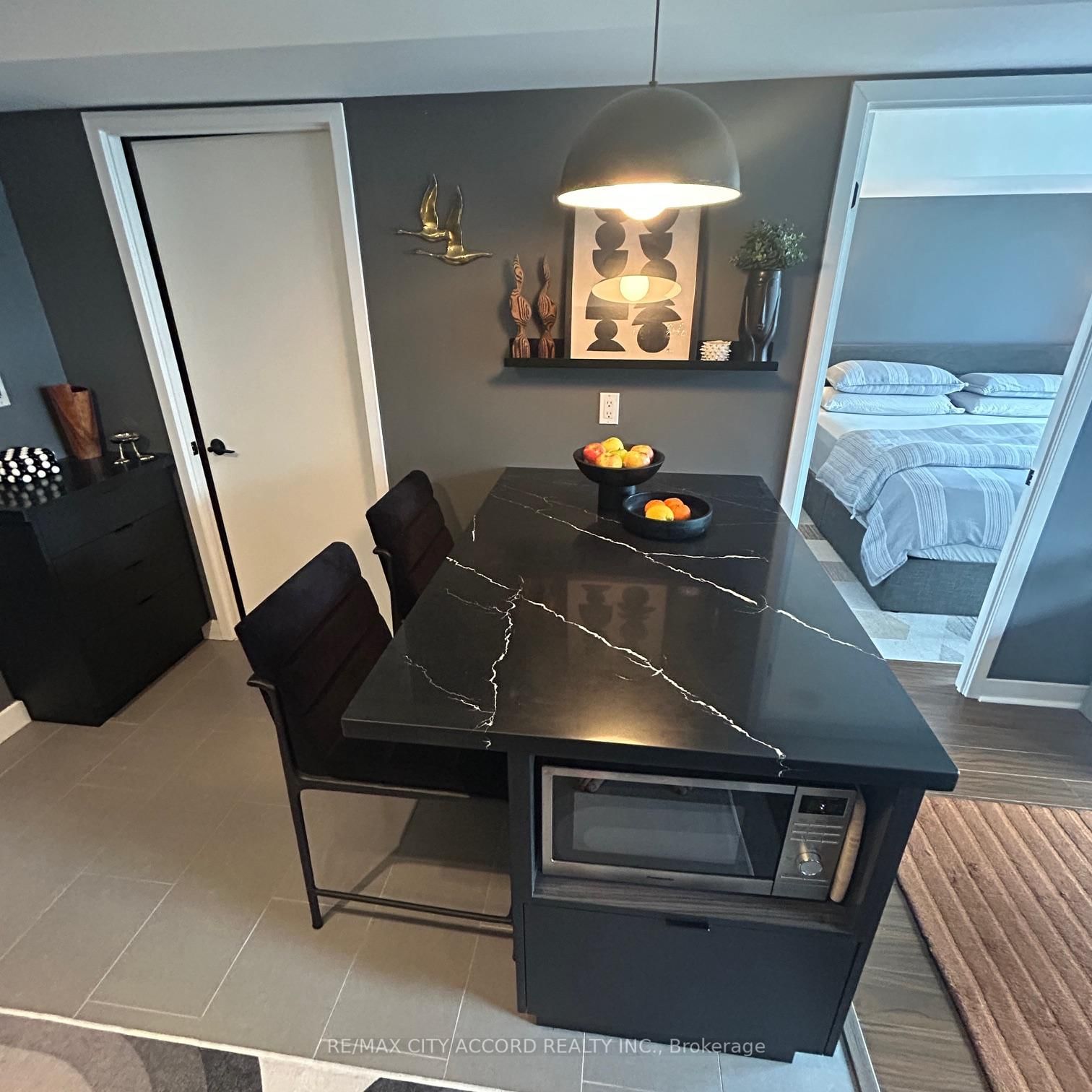15 Fort York Blvd Boulevard, Unit 1505 - Photo 3