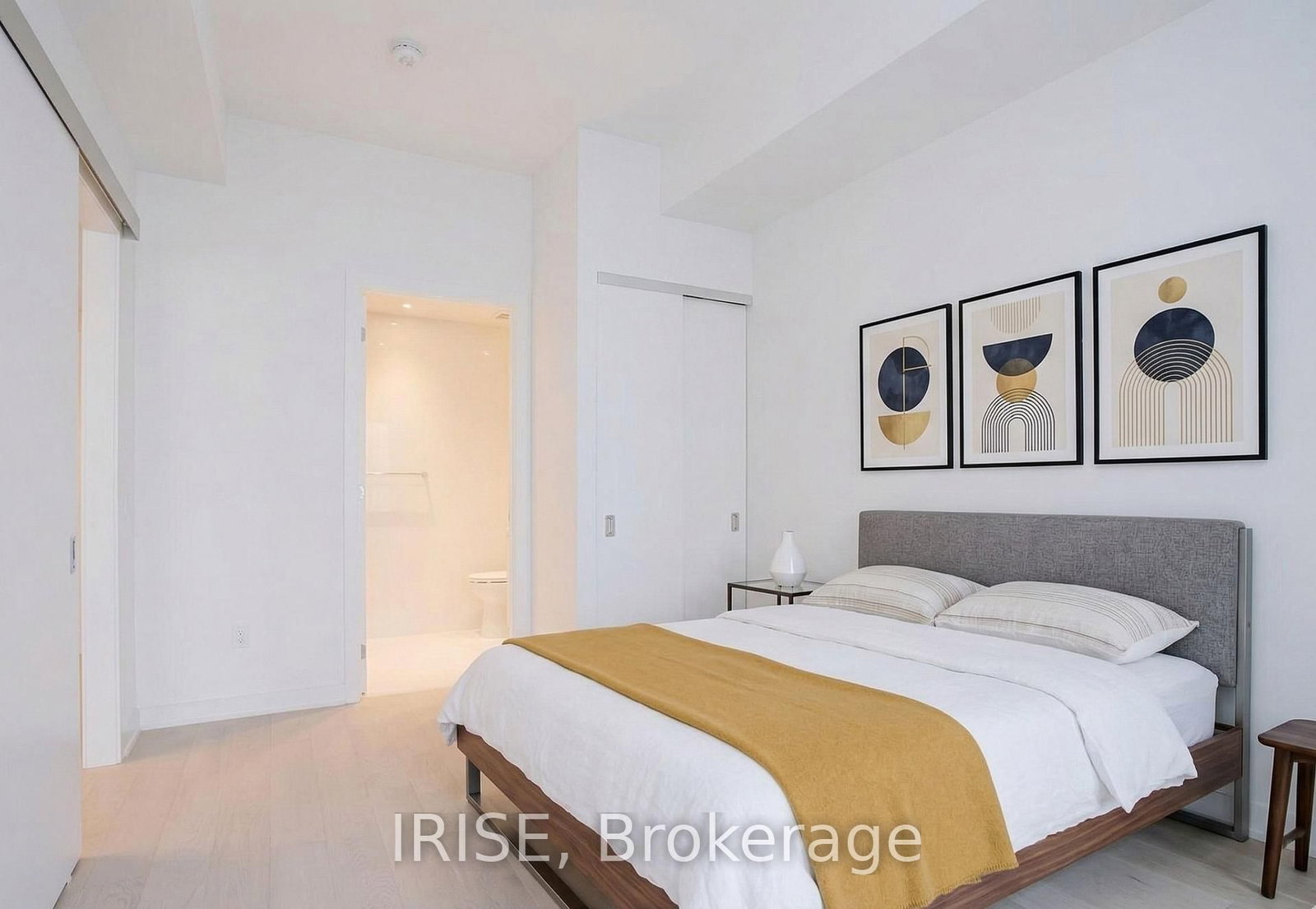 11 Yorkville Avenue, Unit 5001 - Photo 10