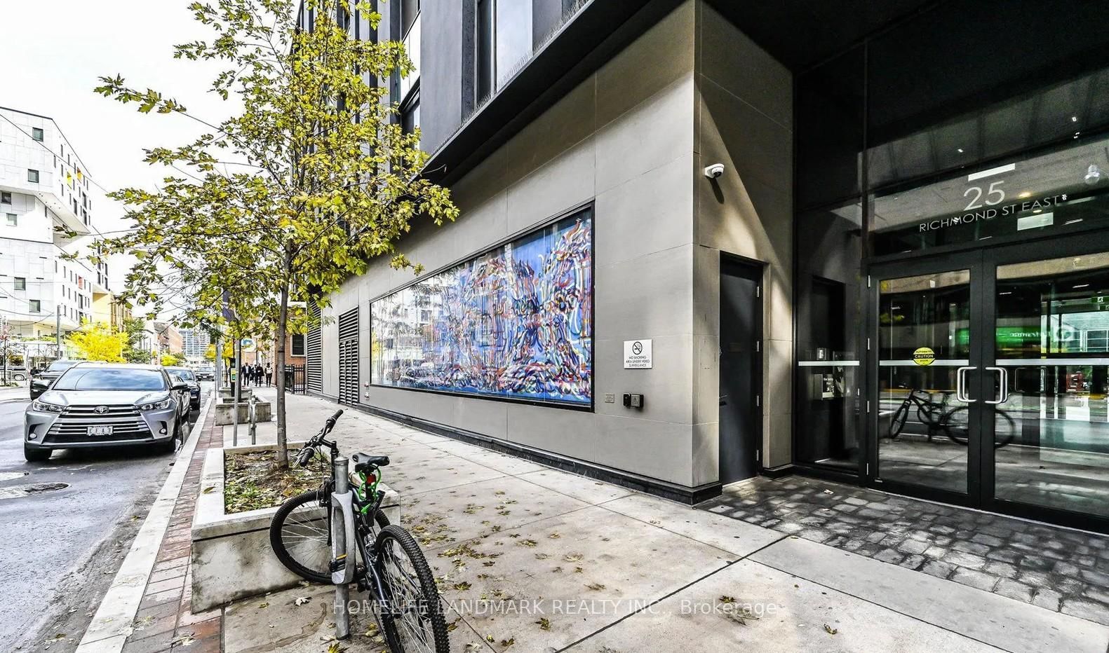 25 Richmond Street E, Unit Unit#1004 - Photo 3