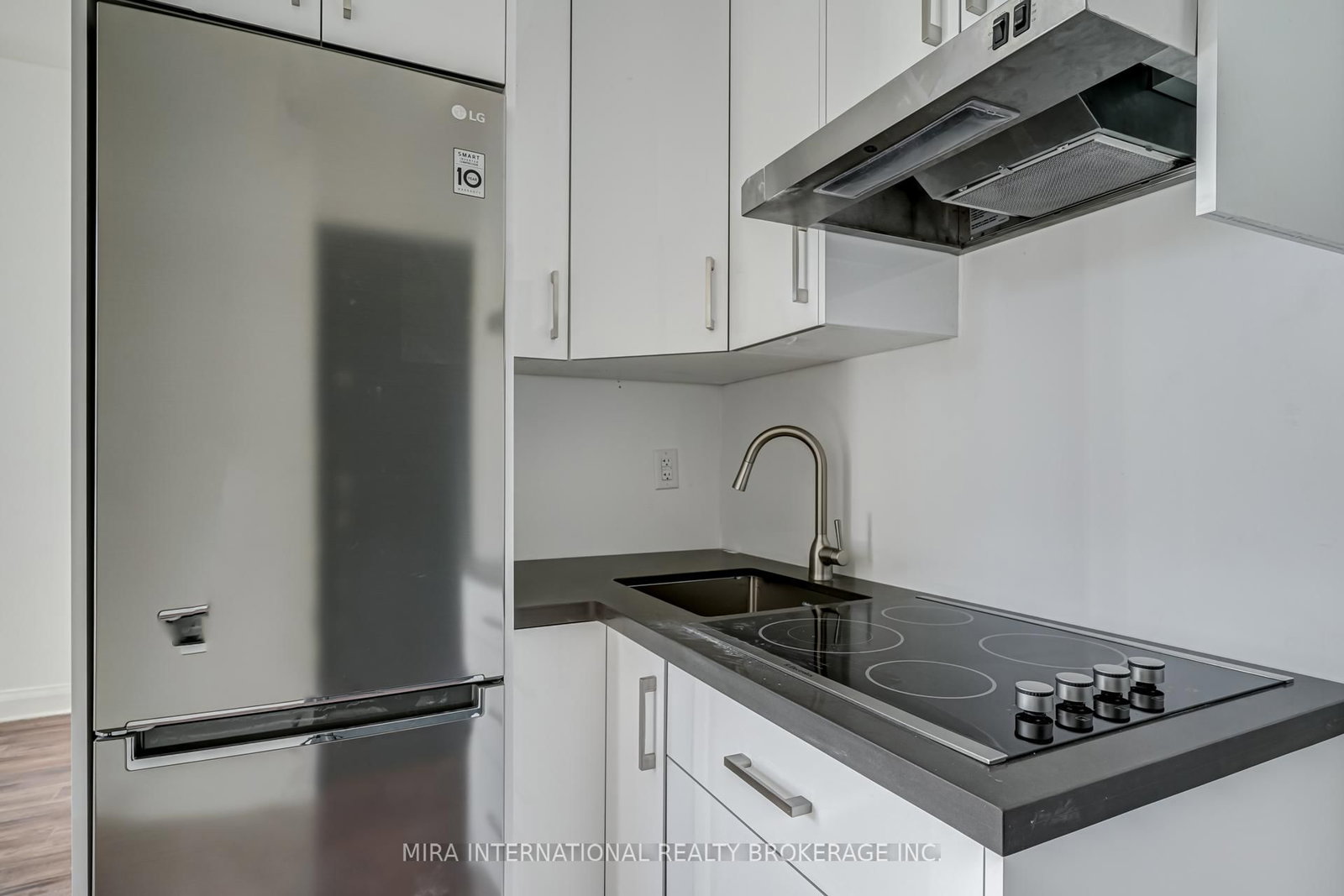 180 Sherbourne Street, Unit 101 - Photo 5