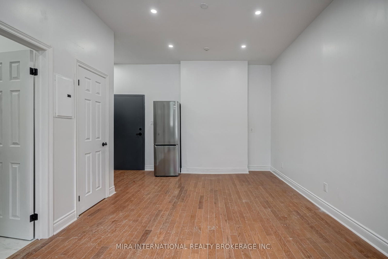 180 Sherbourne Street, Unit 105 - Photo 3