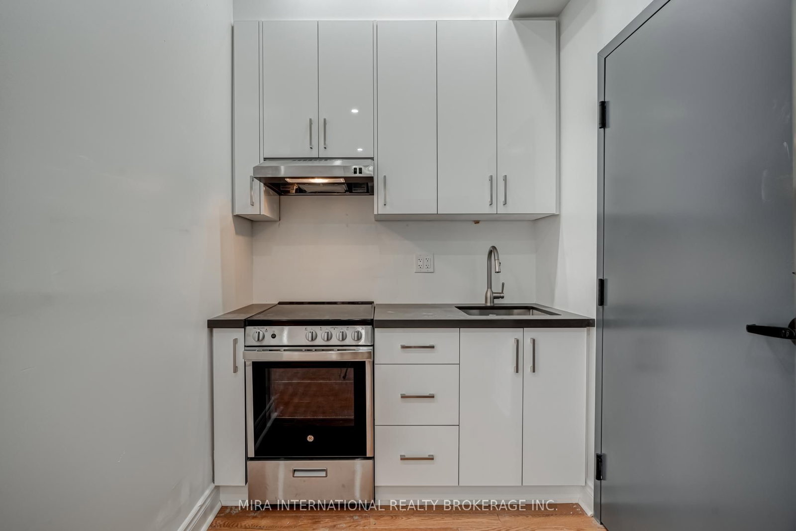 180 Sherbourne Street, Unit 105 - Photo 4