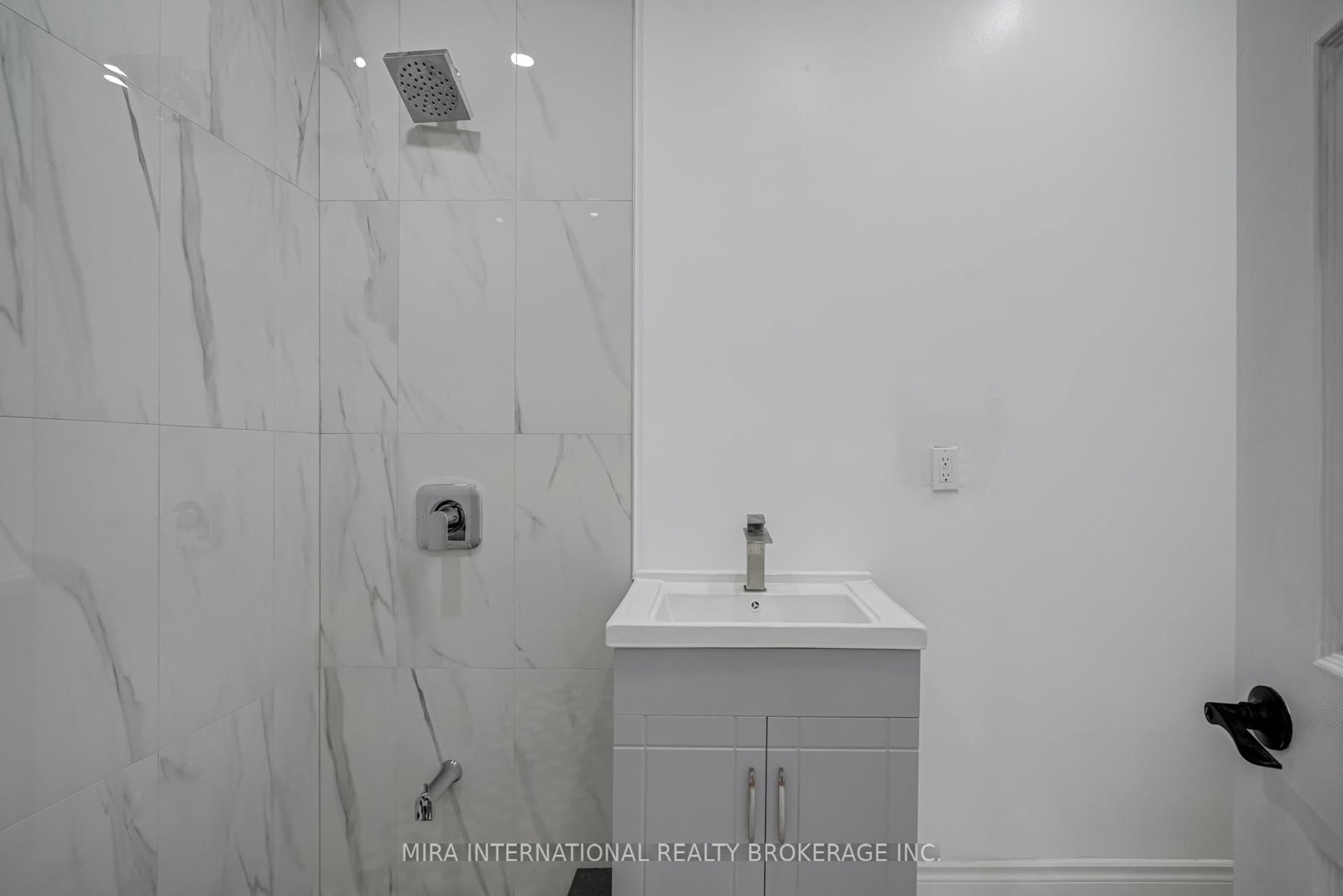 180 Sherbourne Street, Unit 105 - Photo 5