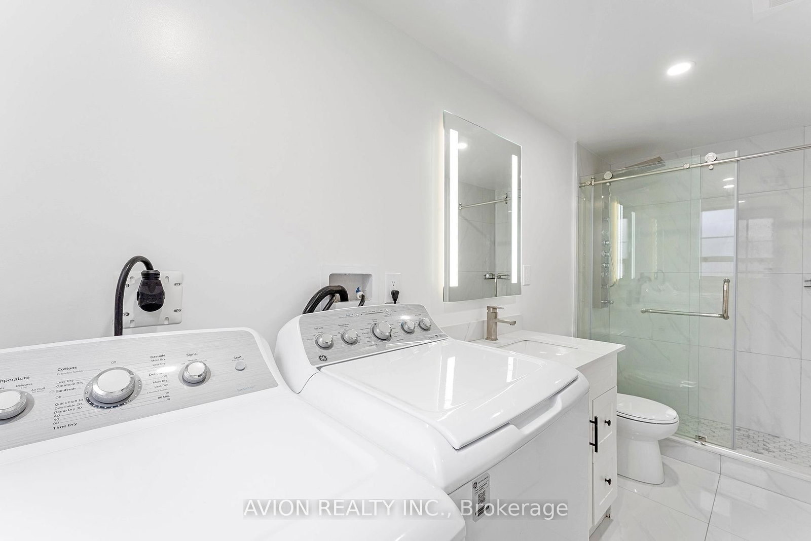 61 Alamosa Drive, Unit Lower - Photo 8