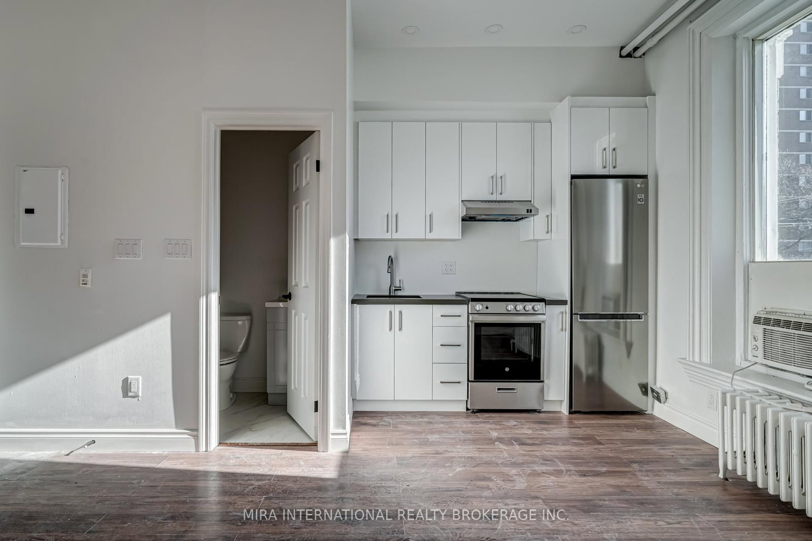 180 Sherbourne Street, Unit 203 - Photo 4