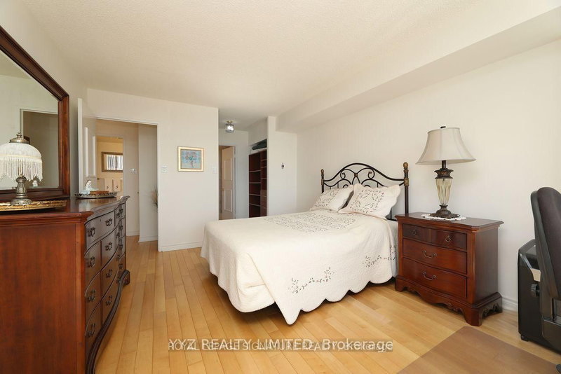 1110 - 1101 Steeles Ave W, Toronto, M2R 3W5 | Image 3