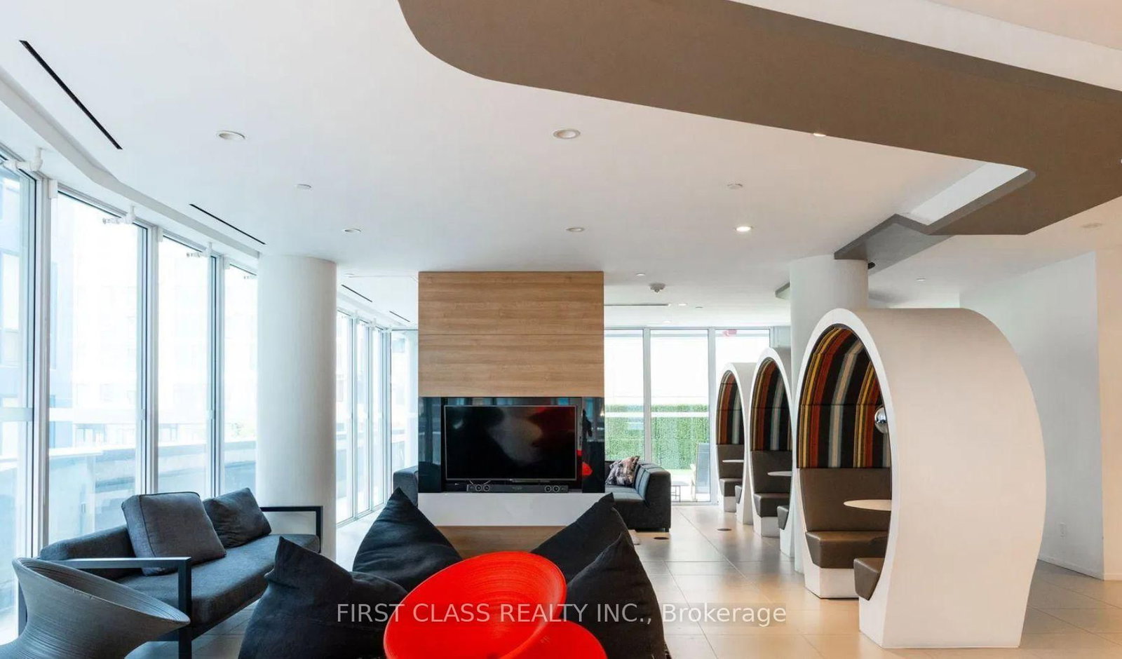 68 Shuter Street, Unit 2010 - Photo 18