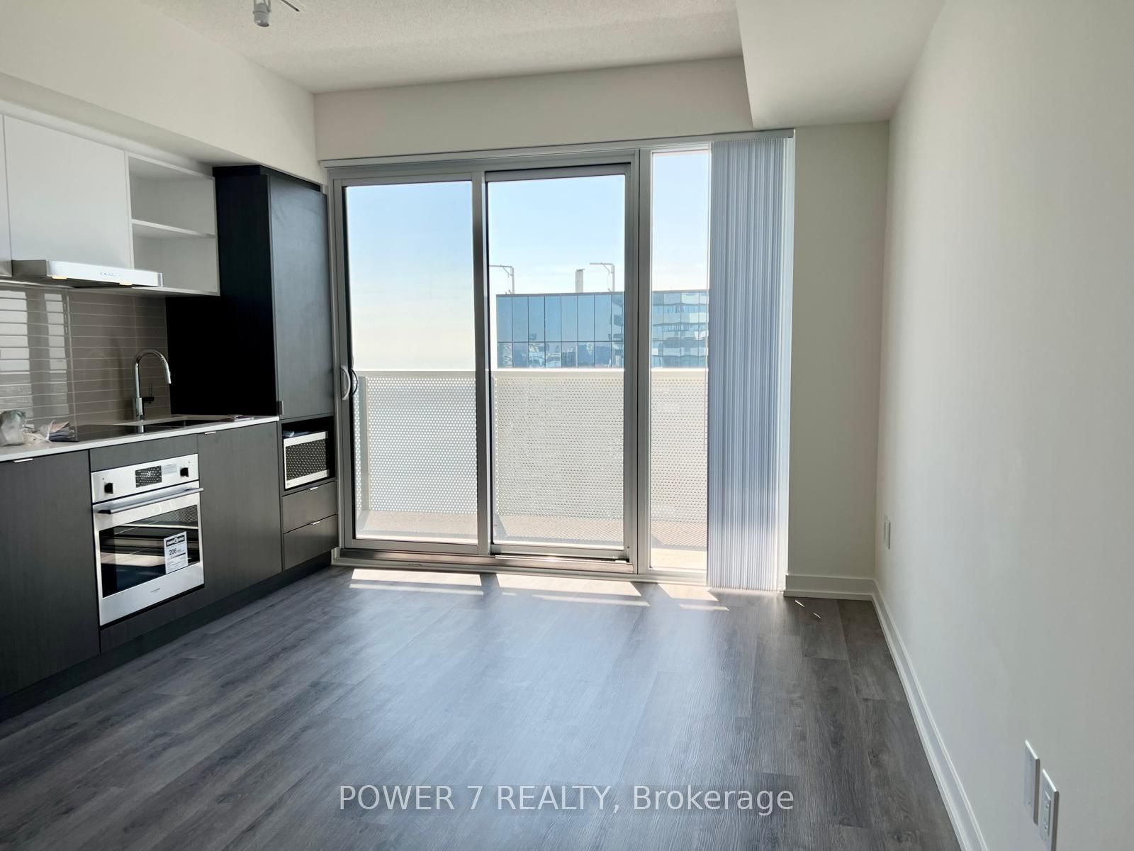 138 Downes Street, Unit 4110 - Photo 5