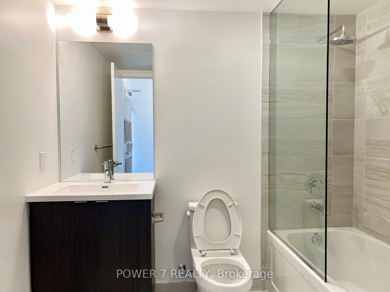 138 Downes Street, Unit 4110 - Photo 9