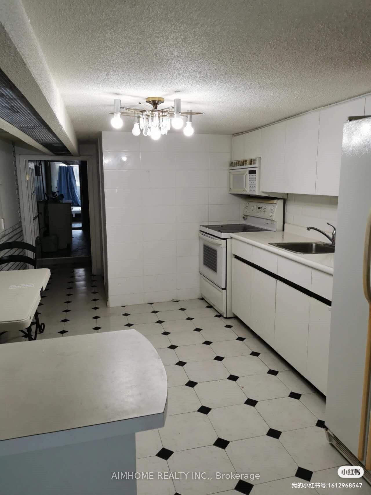 253 Palmerston Avenue, Unit Main Floor - Photo 4