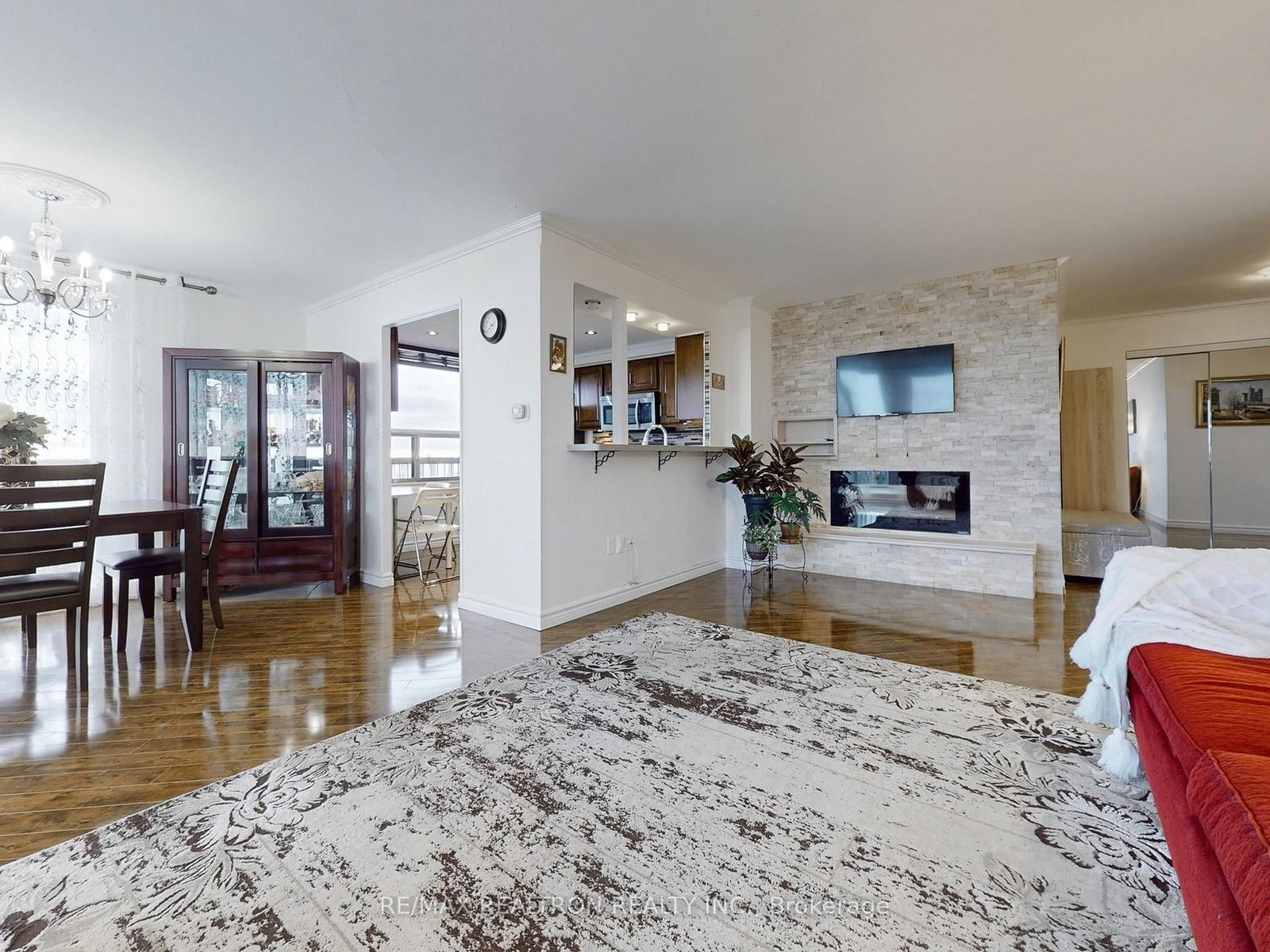 135 Antibes Drive, Unit 1706 - Photo 7