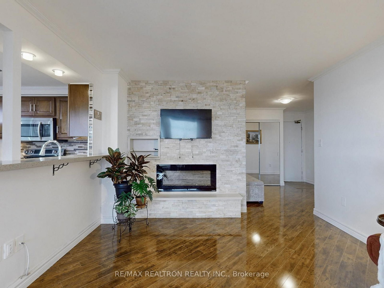 135 Antibes Drive, Unit 1706 - Photo 8