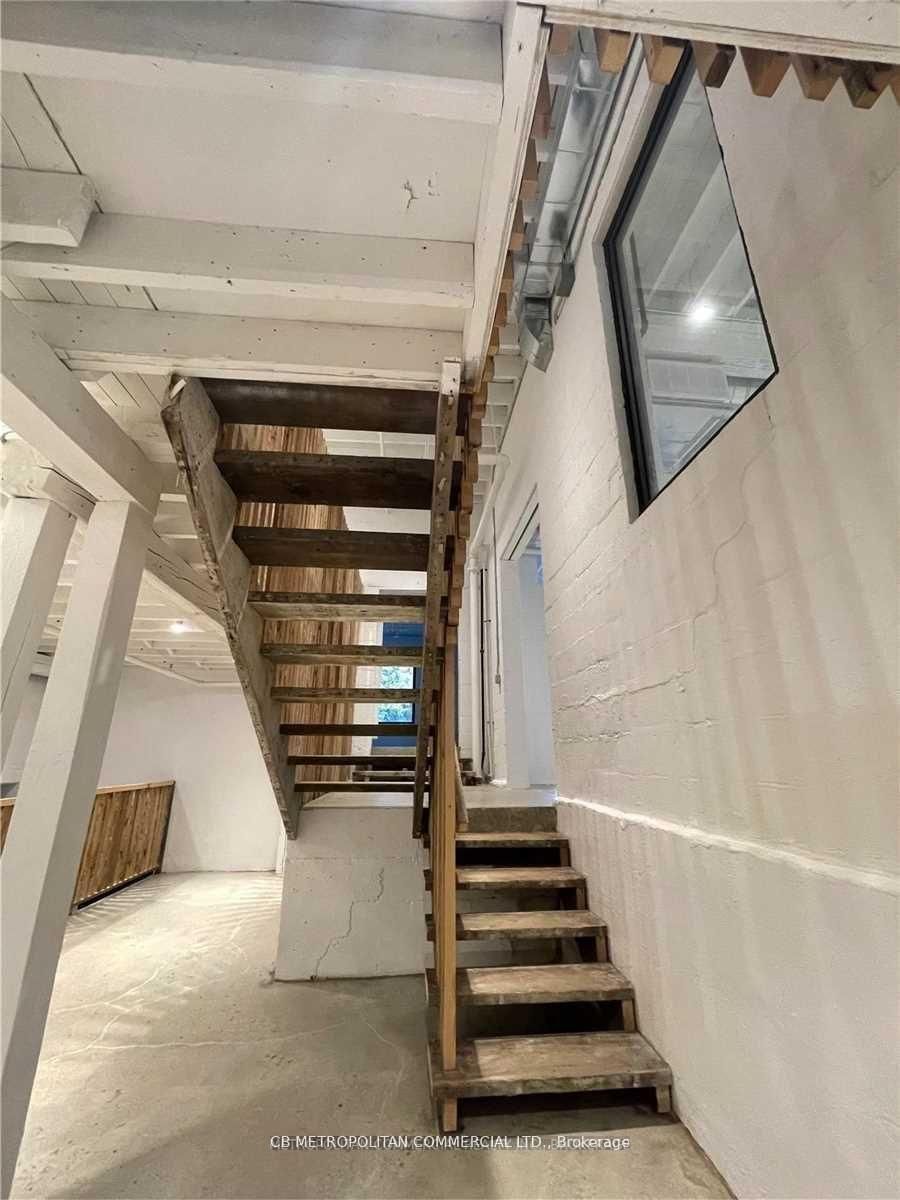 83-91B Walnut Avenue - Photo 17
