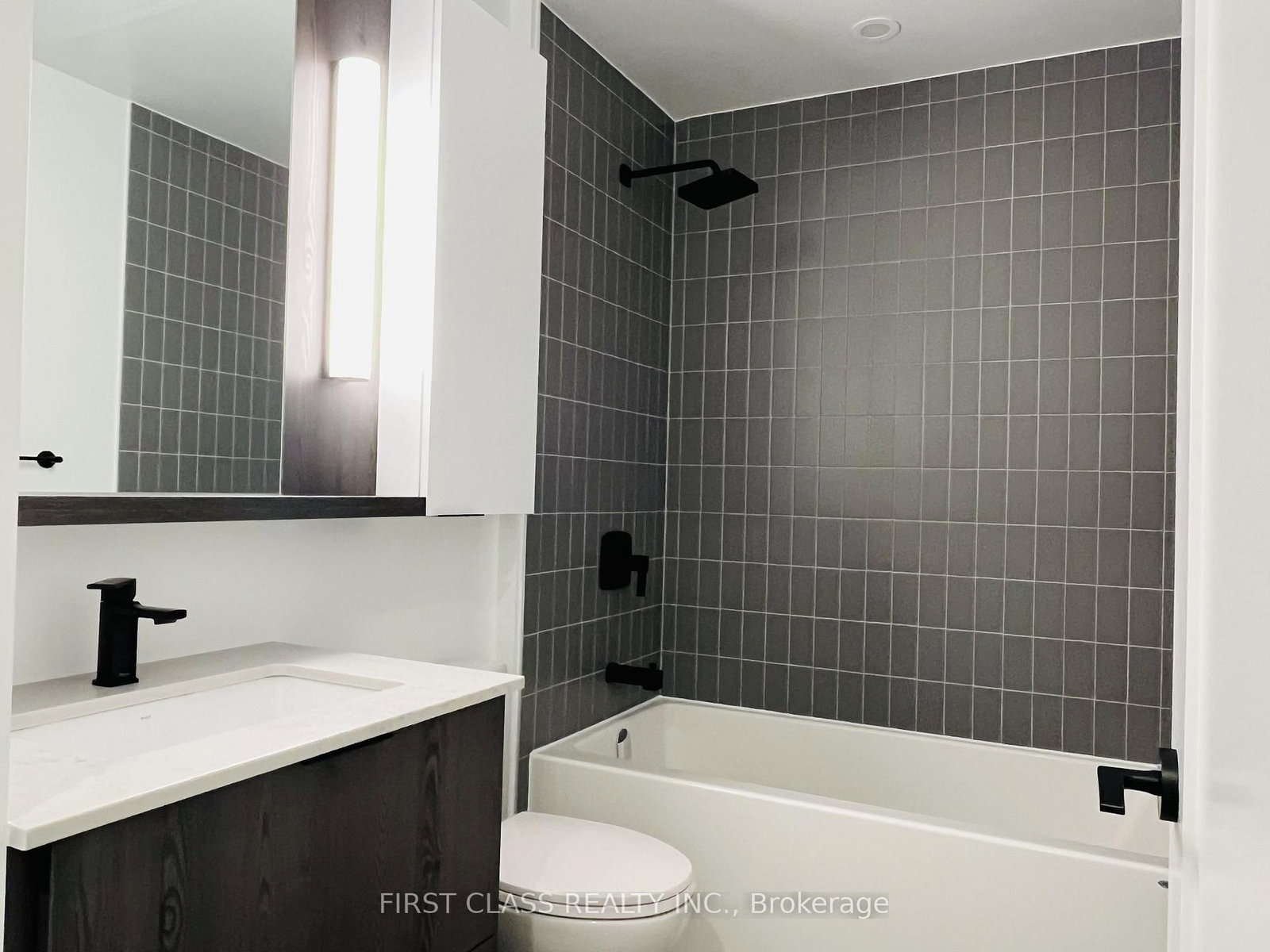 5 Defries Street, Unit 817 - Photo 12