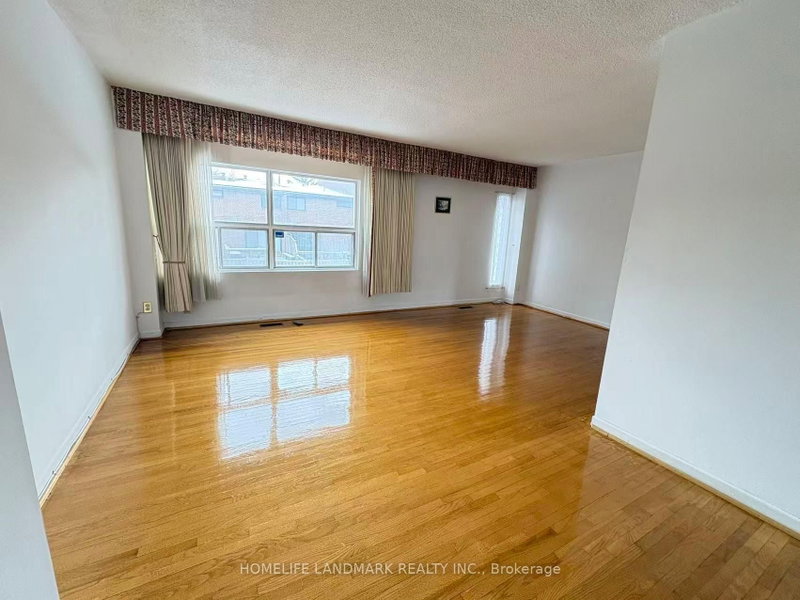 14 - 86 CASTLEBURY Crescent