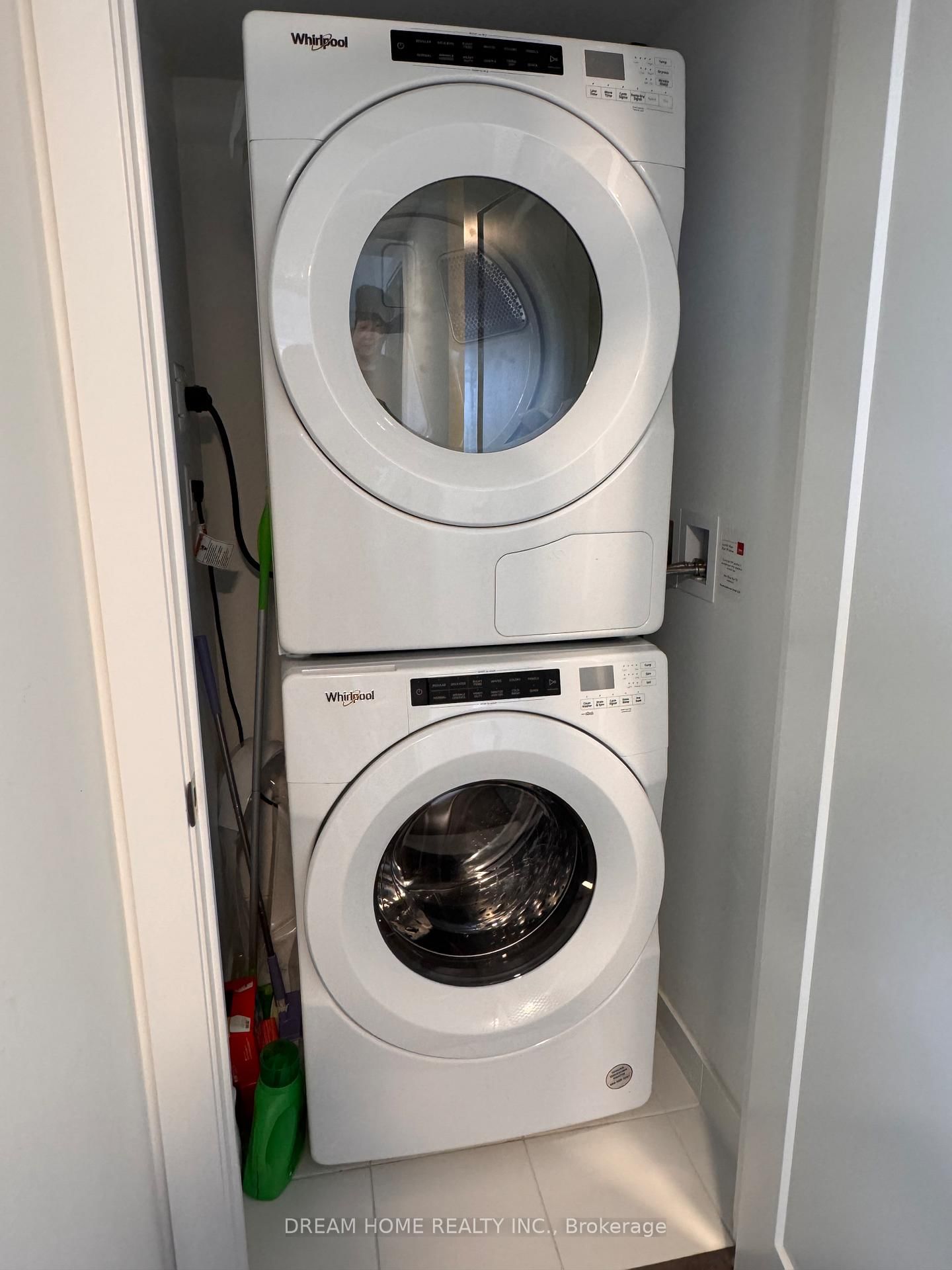 575 Bloor Street E, Unit 1107 - Photo 16