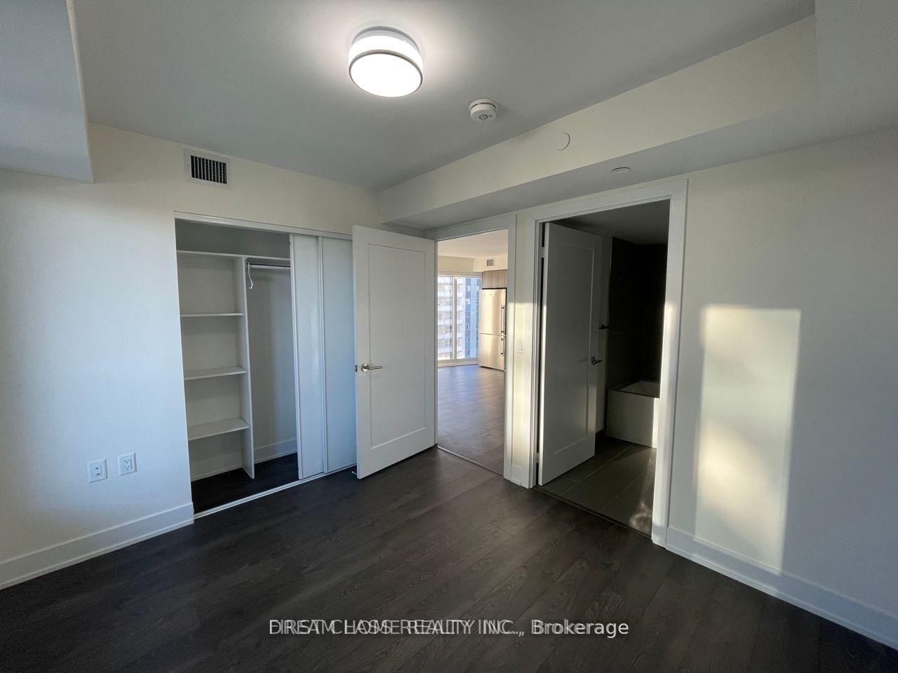 575 Bloor Street E, Unit 1107 - Photo 9