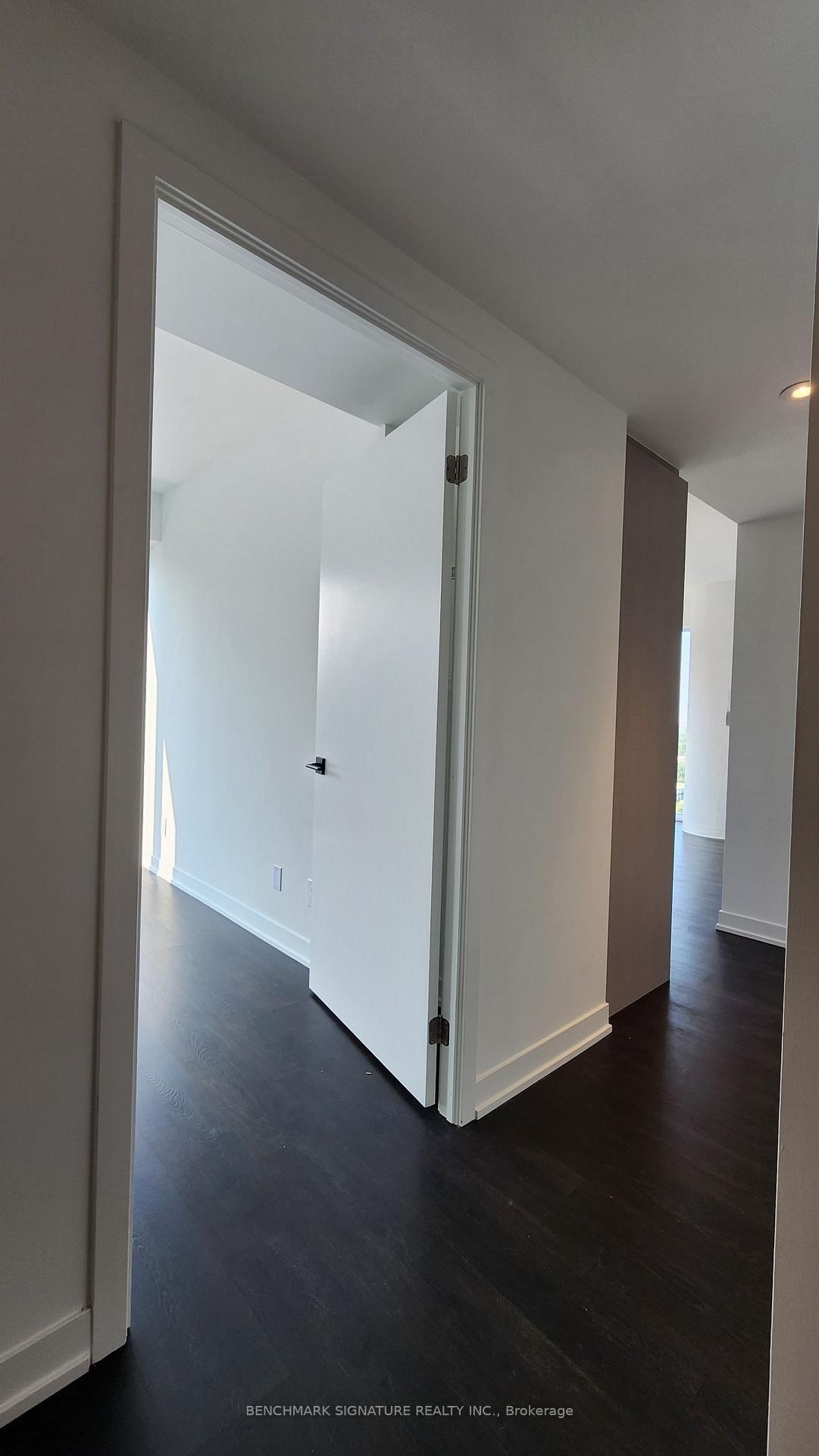 319 Jarvis Street, Unit 3010 - Photo 7