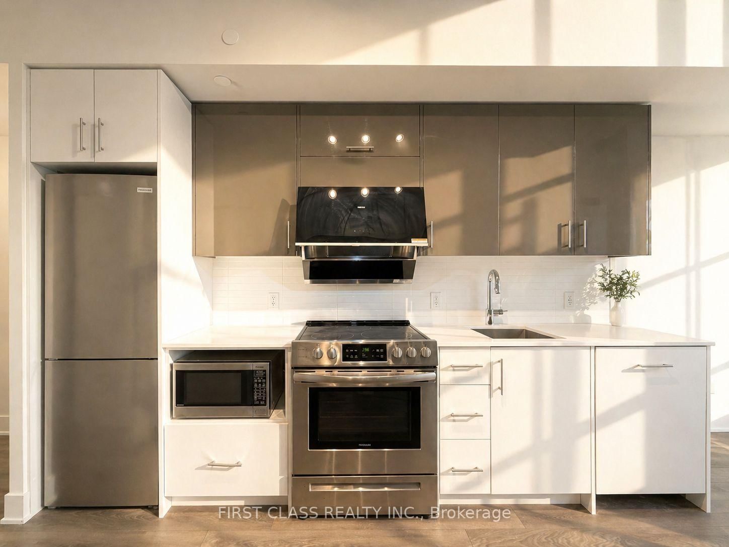 Condo for lease at 728-188 Fairview Mall Drive, Toronto, Ontario, M2J 0H7 - Don Valley Village - MLS: C13061048