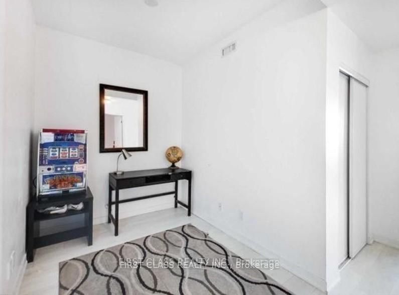 150 East Liberty Street, Unit 2306 - Photo 13