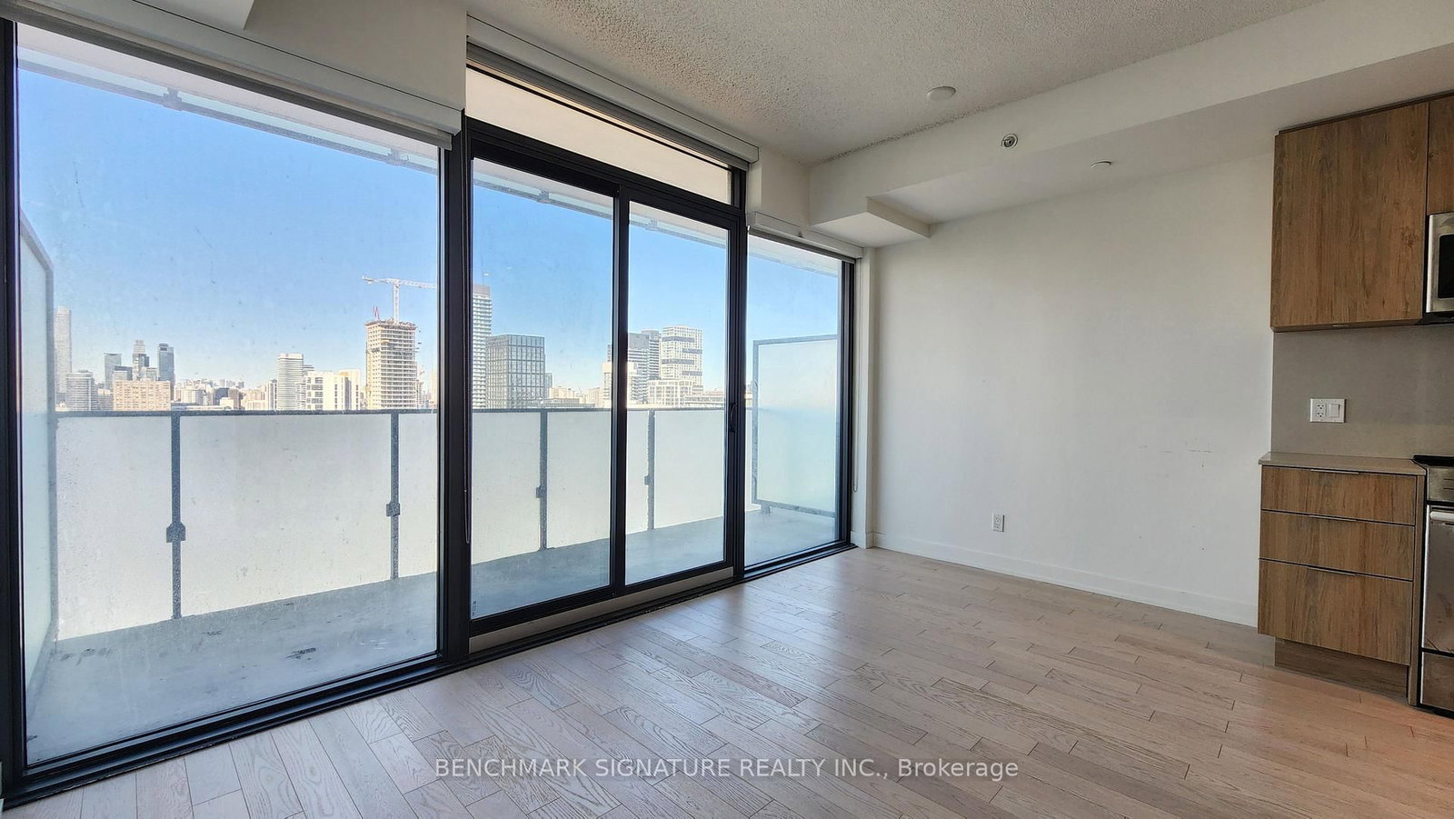 25 Richmond Street E, Unit 2914 - Photo 9