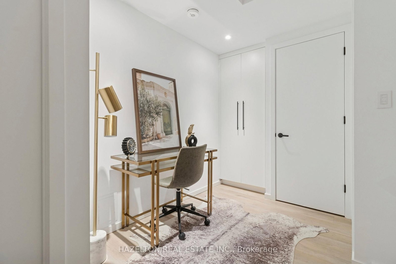 55A Avenue Road • #405 • Toronto, ON photo 23