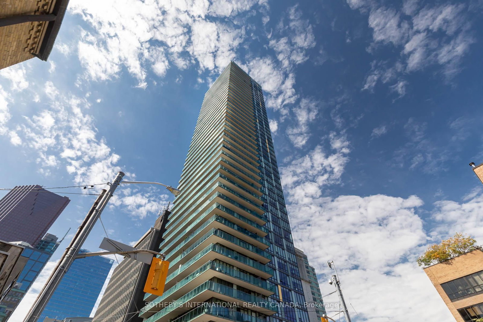 33 Lombard Street, Unit 1004 - Photo 21