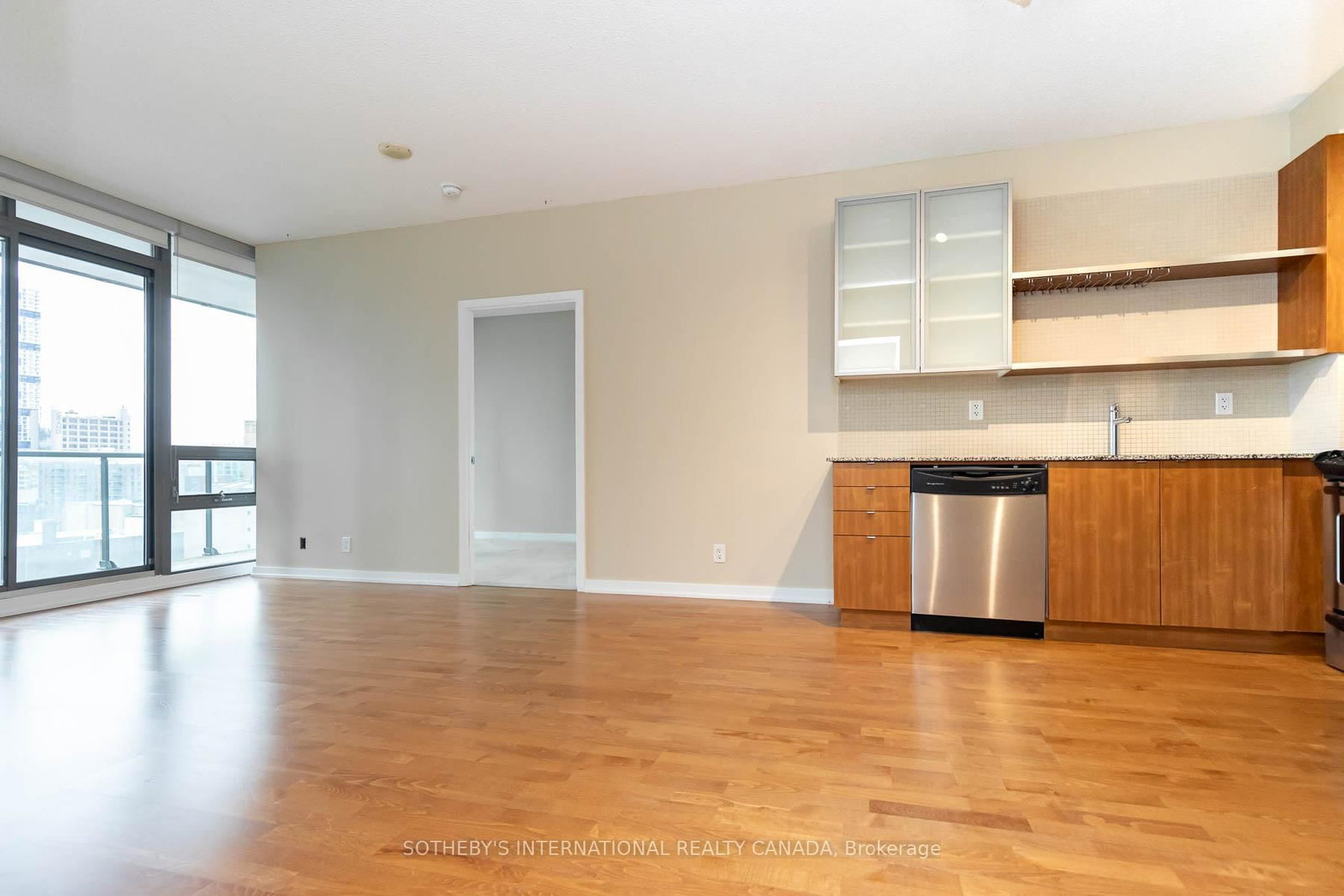 33 Lombard Street, Unit 1004 - Photo 4
