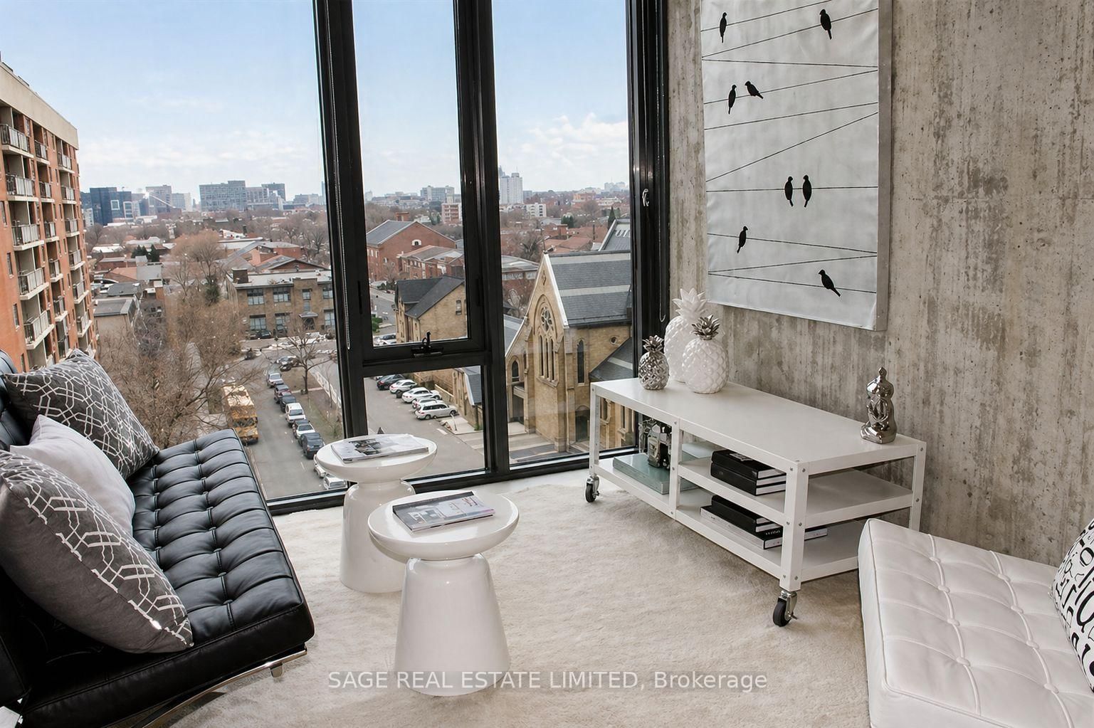 111 Bathurst Street, Unit 706