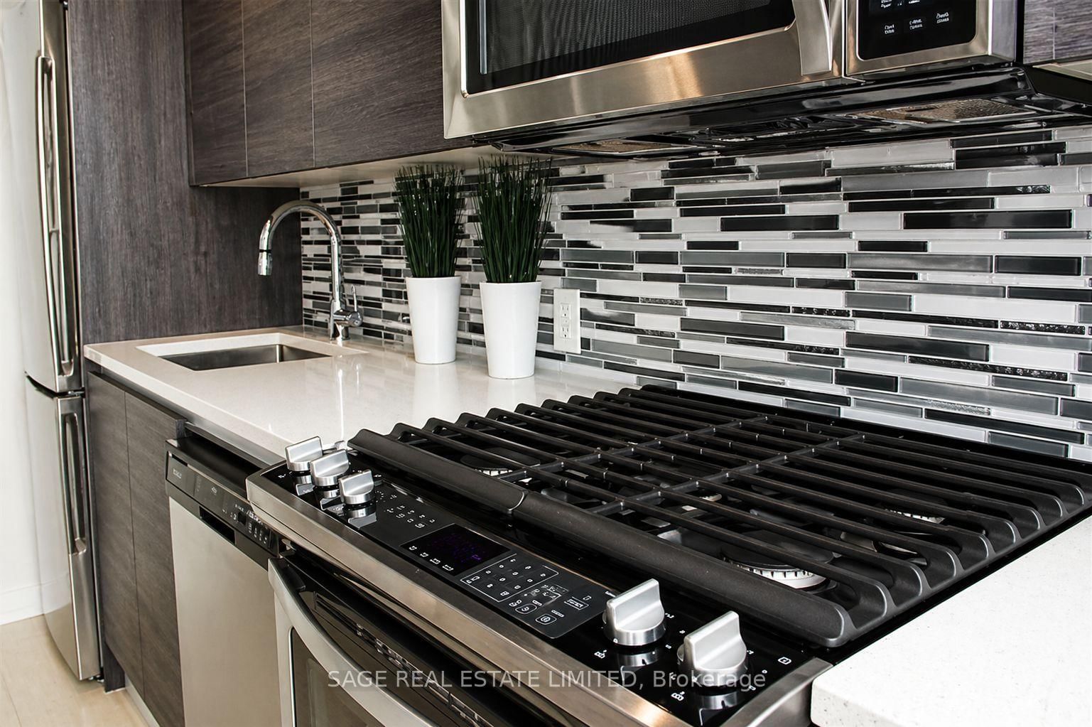 111 Bathurst Street, Unit 706 - Photo 4