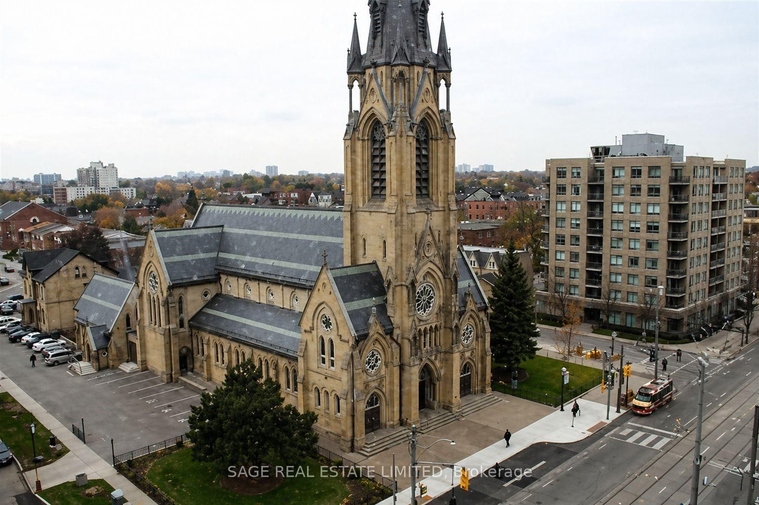 111 Bathurst Street, Unit 706 - Photo 7