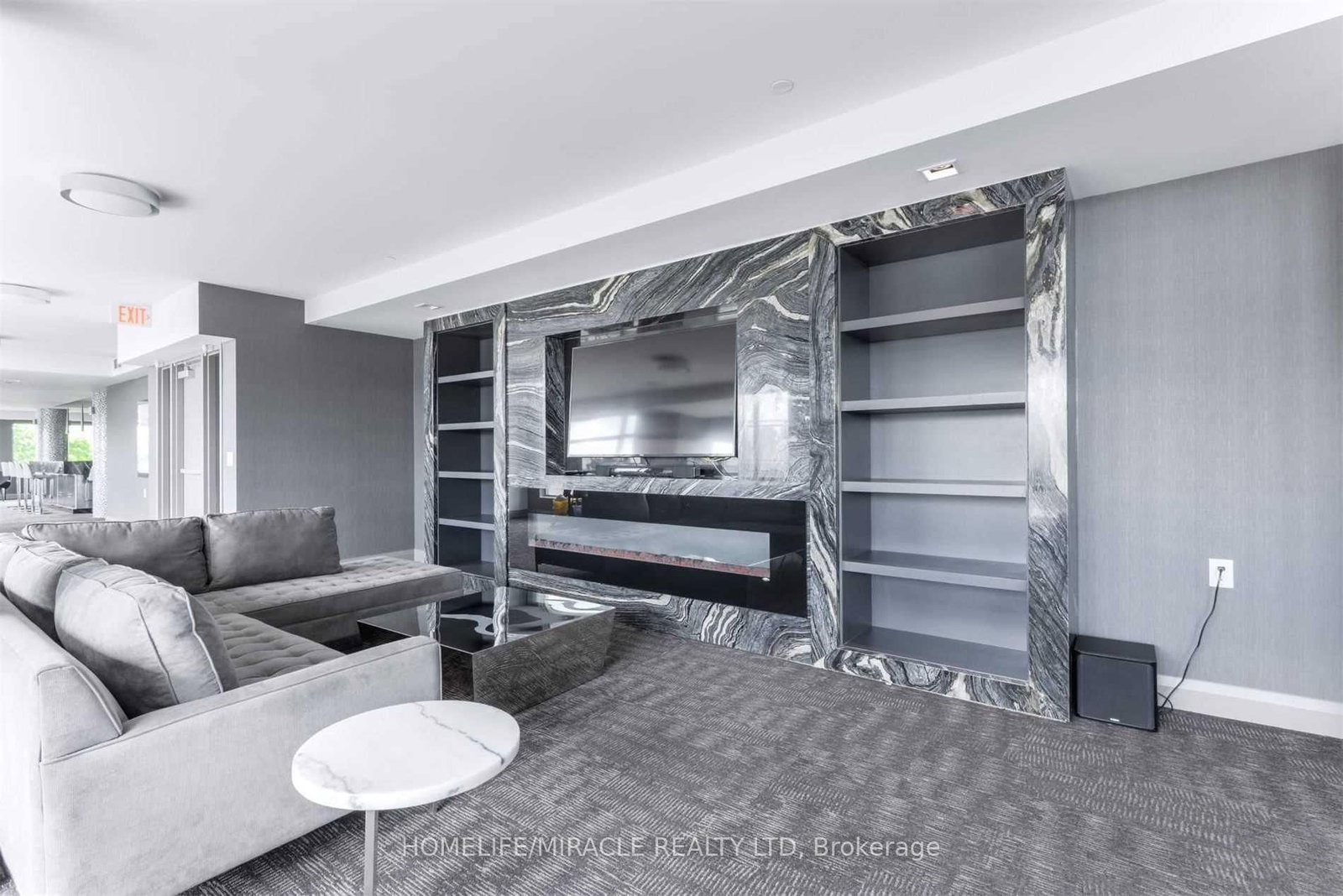 525 Adelaide Street W, Unit 501 - Photo 17