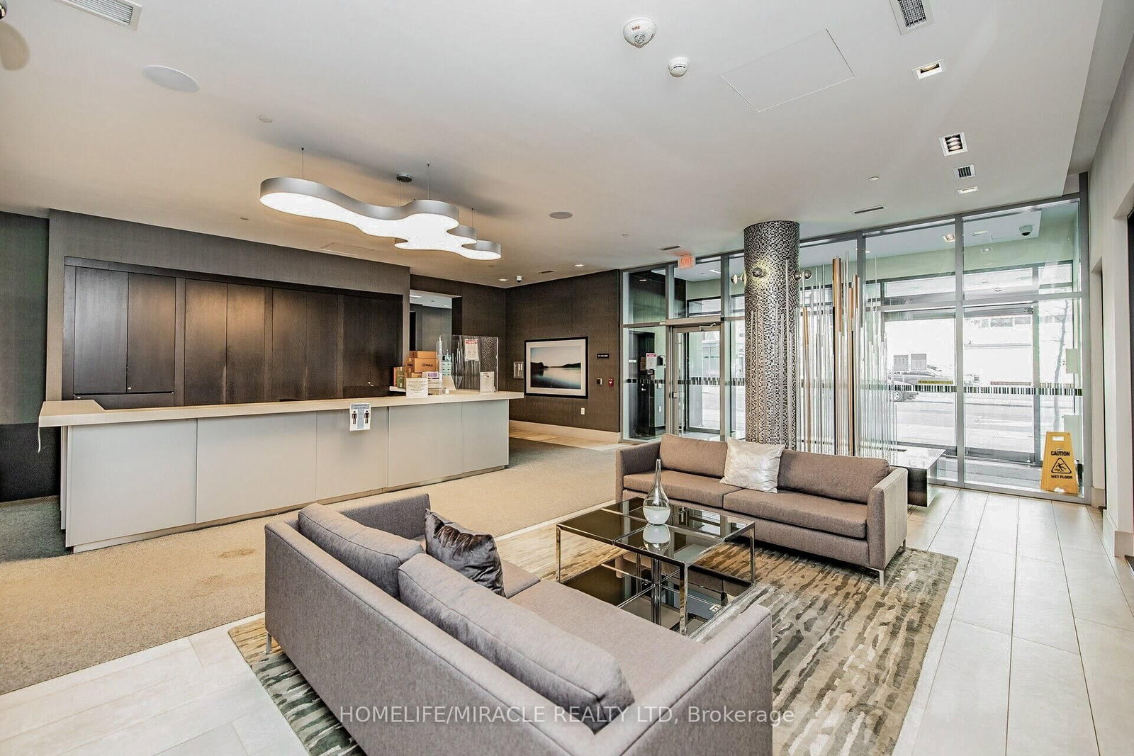 525 Adelaide Street W, Unit 501 - Photo 4